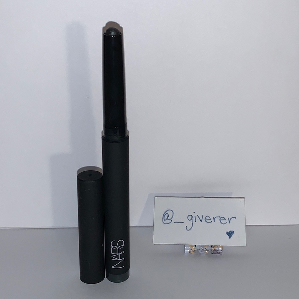 NARS Sukhothai Velvet Shadow Stick